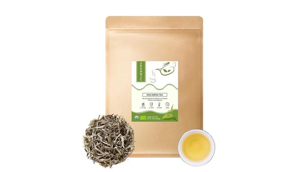 organic green tea leaves